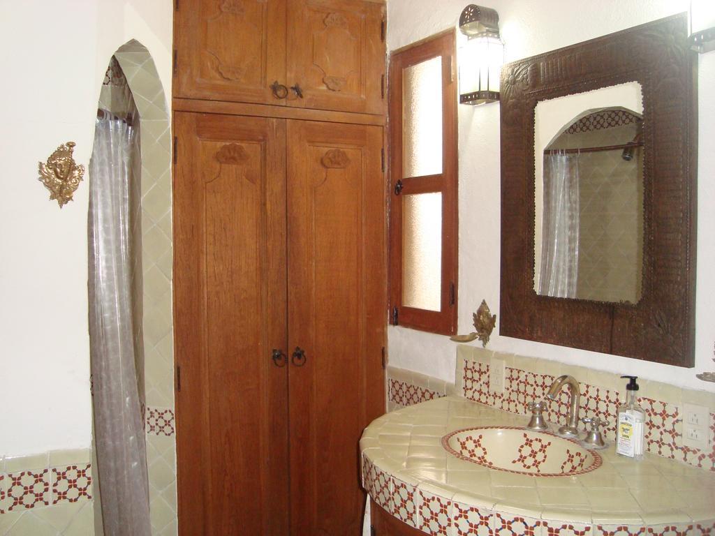 Готель Casa De La Bu Сан-Міґель-де-Альєнде Номер фото